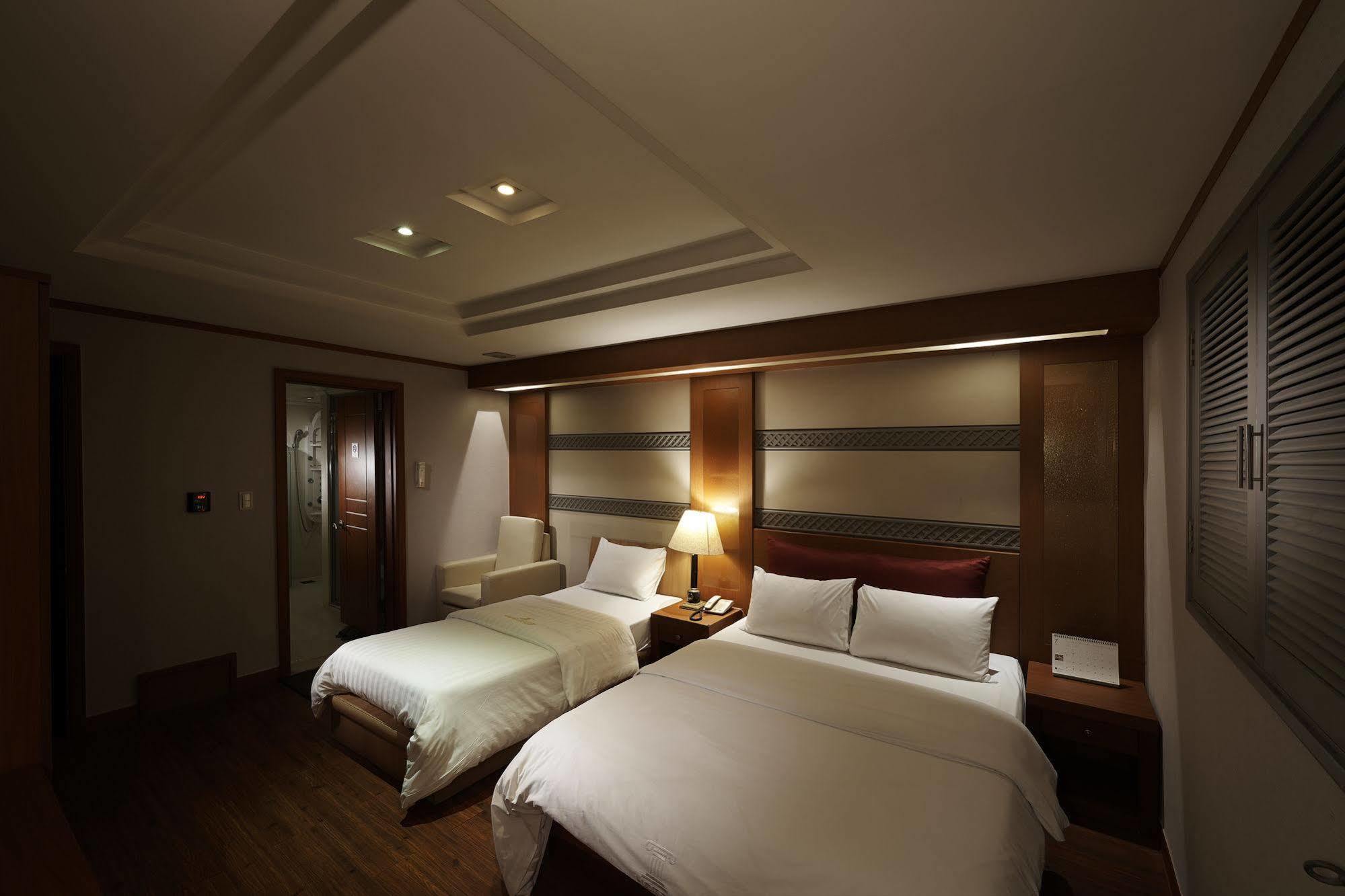 Hotel Noblesse, Yeoksam Seoul Eksteriør billede